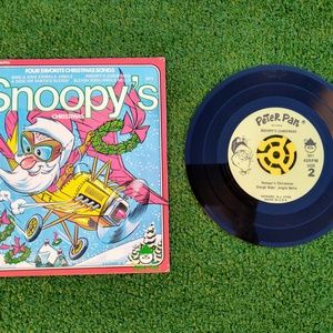 SNOOPY'S CHRISTMAS Extended Play 4-Song Vinyl #2611 Peter Pan Records Vintage